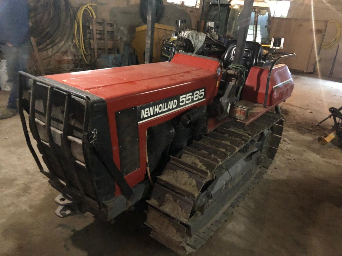 Robino Trattori - NEW HOLLAND 55-85 V Al momento stai visualizzando NEW HOLLAND 55-85 V