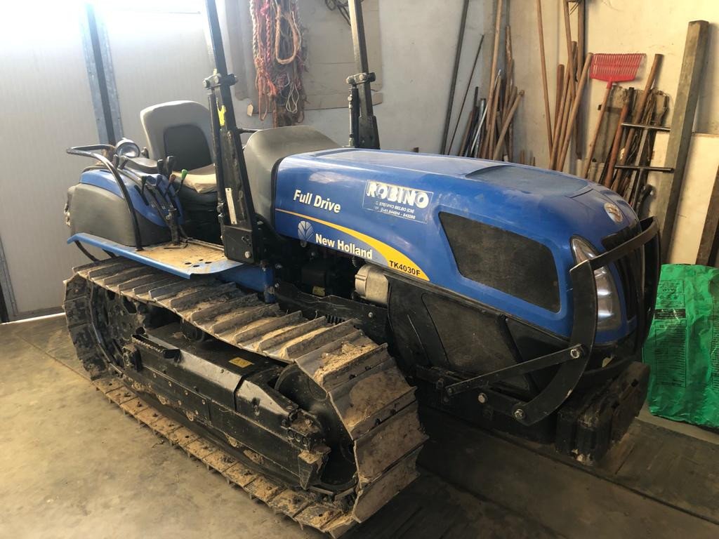 Robino Trattori - NEW HOLLAND TK 4030 F Al momento stai visualizzando NEW HOLLAND TK 4030 F