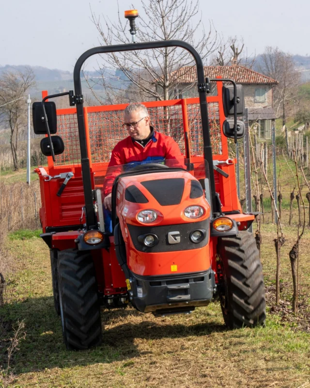 Trattori Goldoni + contributi fino all'80% = il momento giusto è adesso.Robusti, compatti e perfetti per le colline,sono un investimento che oggi puoi fare con un aiuto concreto.✔️ Fino all'80% di contributo grazie al Bando 5.0 e al PSR
✔️ Ti aiutiamo noi con la parte burocratica
✔️ E se serve, c’è anche il finanziamento agevolato (tasso 0%)❗ I fondi però stanno per finire.
📍 Passa da Robino. Ne parliamo di persona.@goldonikeestrack